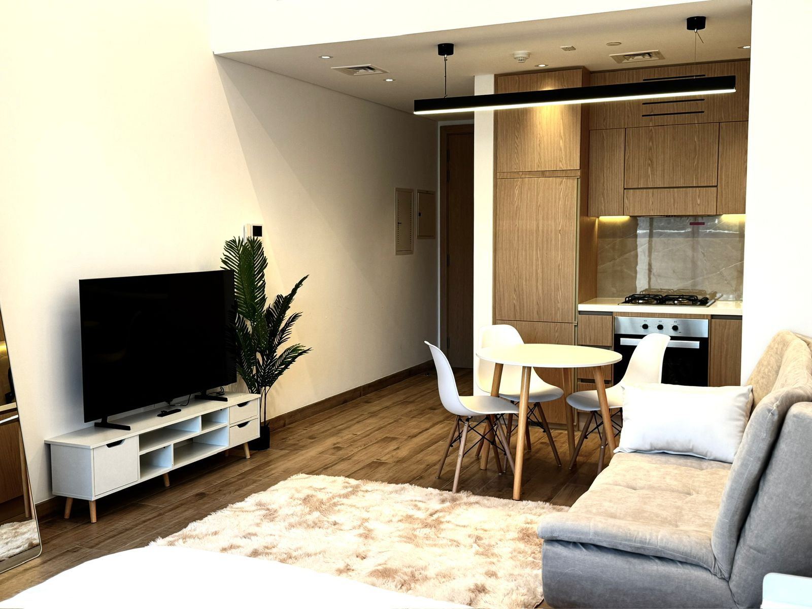 OAKLEY SQUARE RESIDENCES