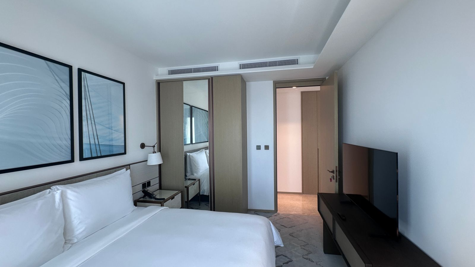 Address Harbour Point - Tower 1