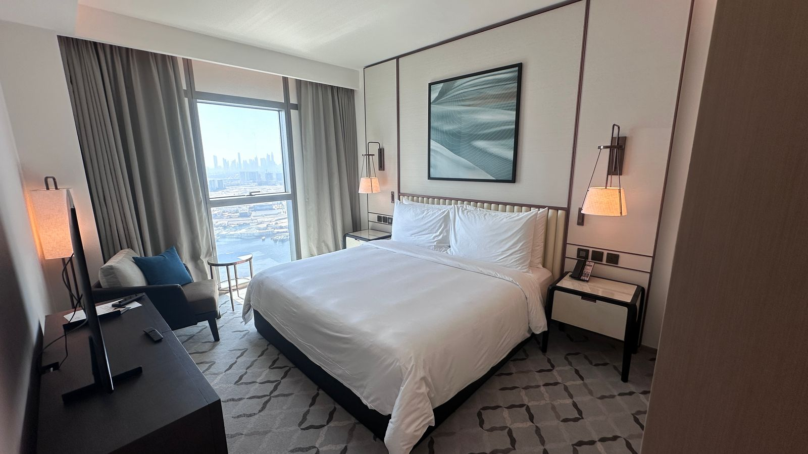 Address Harbour Point - Tower 1